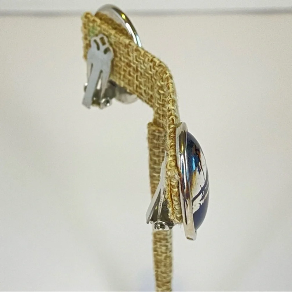 Vintage Reverse Painted‎ Butterfly Wing Earrings Tropical Scene Clip On Jewelry